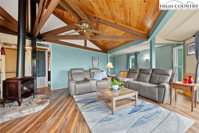 158 Longview Ct, House other with 2 bedrooms, 3 bathrooms and null parking in Seven Devils NC | Image 5