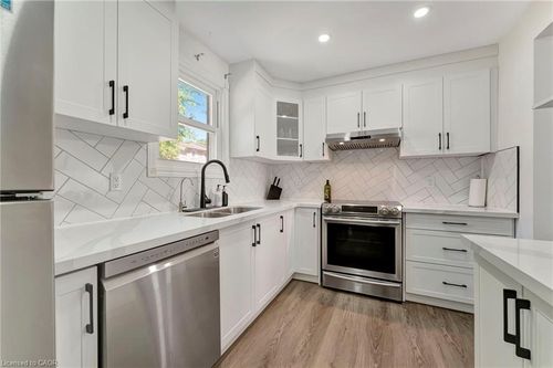 37-175 Cedar St, Cambridge, ON, N1S4X9 | Card Image