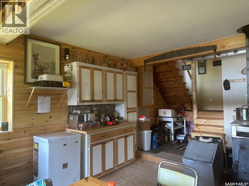 Residential in Lac La Ronge Provincial Park 3