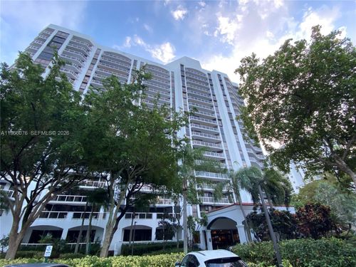 apt-103-3640 Yacht Club Dr, Aventura, FL, 33180-3569 | Card Image