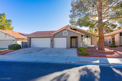 1808 Scenic Sunrise Dr, Las Vegas, NV, 89117-7207 | Card Image