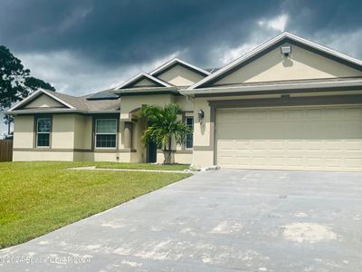 761 Montrose Street Se, House other with 4 bedrooms, 3 bathrooms and null parking in Palm Bay FL | Image 1