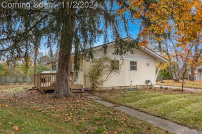 1720 Creal Crescent, Home with 3 bedrooms, 1 bathrooms and null parking in Ann Arbor MI | Image 3