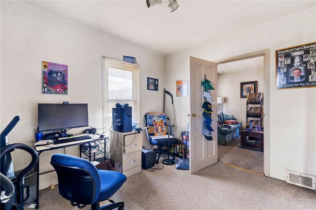 House #4 | Image 44