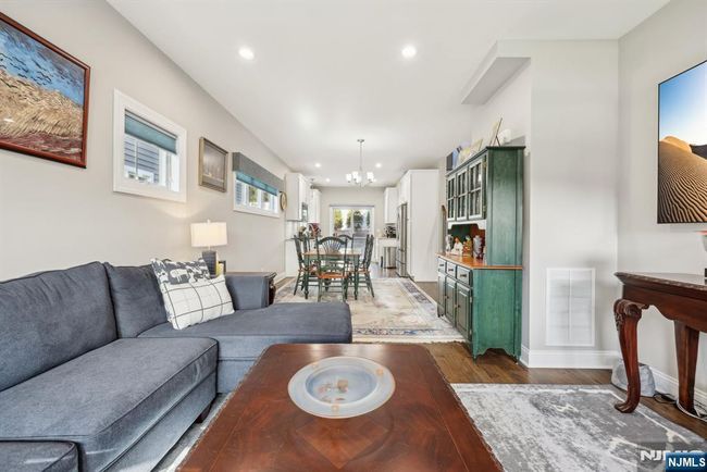 5 Banks Dr, House other with 2 bedrooms, 3 bathrooms and null parking in Boonton Twp NJ | Image 4