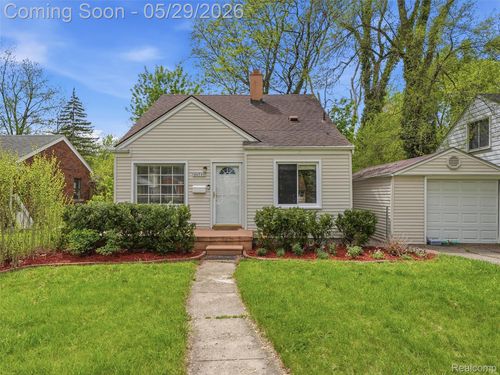 24721 Ridgedale St, Oak Park, MI, 48237-1492 | Card Image