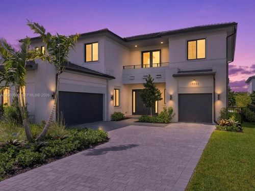 0-19602 Ne 14 Ct, Miami, FL, 33179 | Card Image