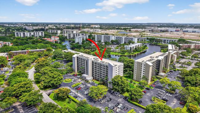 APT-505 - 2205 S Cypress Bend Dr, Condo with 2 bedrooms, 2 bathrooms and null parking in Pompano Beach FL | Image 82