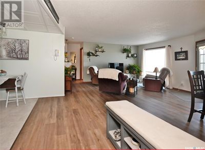 202 - 1214 3rd St, Condo with 2 bedrooms, 2 bathrooms and null parking in Estevan SK | Image 3