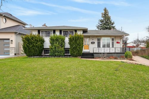 78 Meredith Dr, St Catharines, ON, L2M6C7 | Card Image