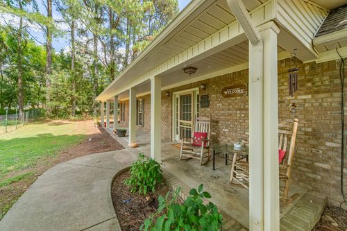 812 Good Hope Rd, Leoma, TN, 38468-8209 | Card Image