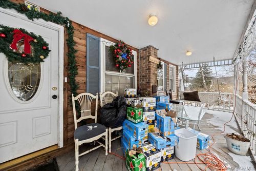 32 Mcnamara Rd, Spring Valley, NY, 10977-1403 | Card Image