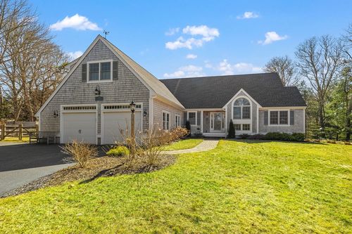 3 Elgin Rd, Pocasset, MA, 02559-2002 | Card Image