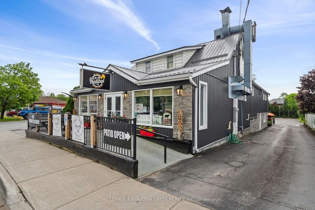 17 King St E, Home with 0 bedrooms, 6 bathrooms and null parking in Bobcaygeon ON | Image 7