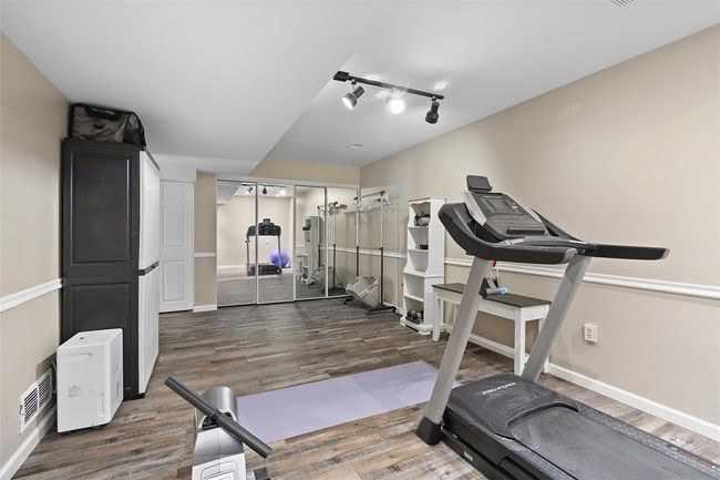 401 Olde Ingomar Ct, Townhouse with 3 bedrooms, 3 bathrooms and 2 parking in McCandless PA | Image 6