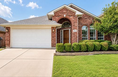 8833 Sunset Trace Dr, Fort Worth, TX, 76244-7964 | Card Image