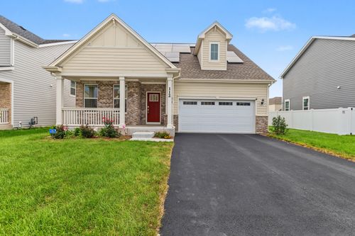 112 Sweetflag Cir, Elgin, IL, 60124-1400 | Card Image