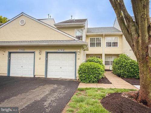 86-2203 Waterford Rd, YARDLEY, PA, 19067-5432 | Card Image