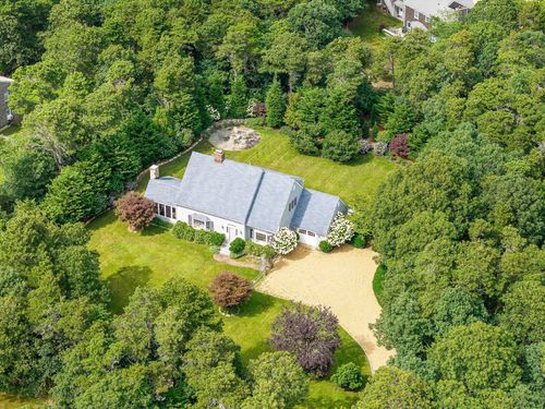 16 Old Dunhams Corner Way, Edgartown, MA, 02539-7729 | Card Image