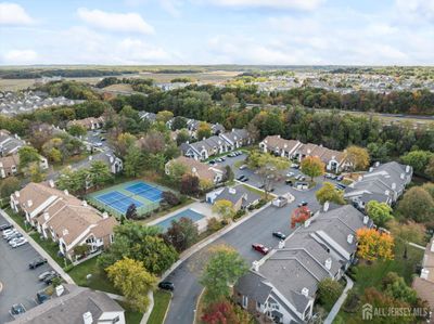 1006 Harbor Club Drive, Townhouse with 2 bedrooms, 2 bathrooms and null parking in Sayreville NJ | Image 3