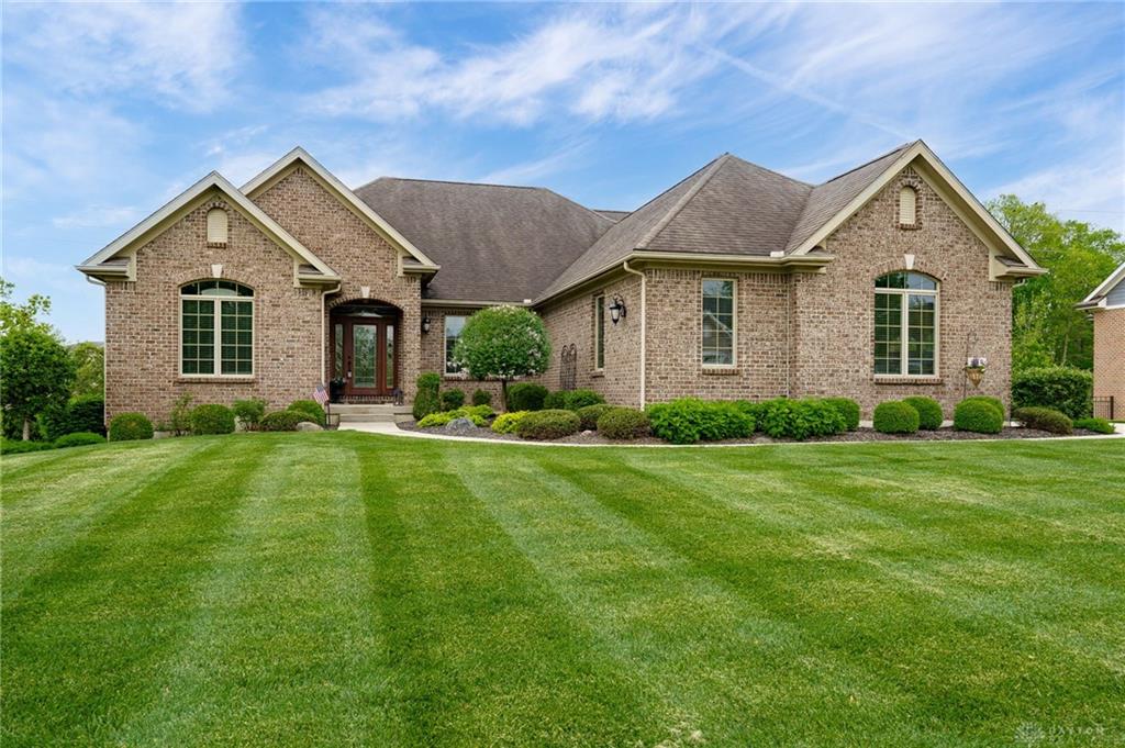 Burnside Dr, Tipp City, OH 45371