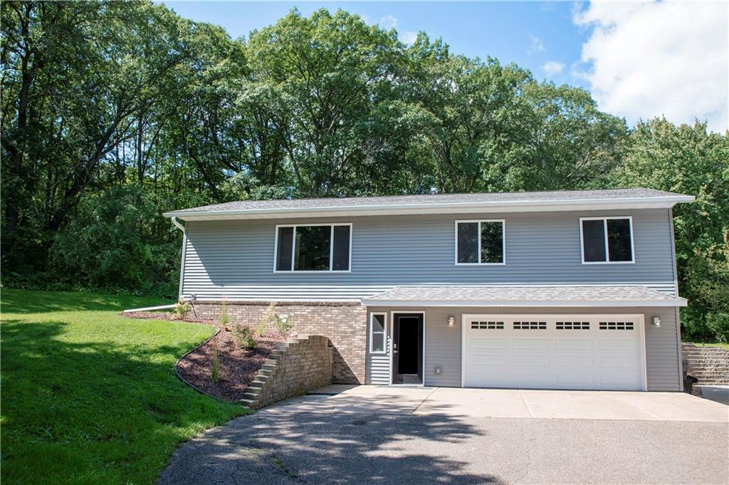 Curvue Rd, Eau Claire, WI 54703