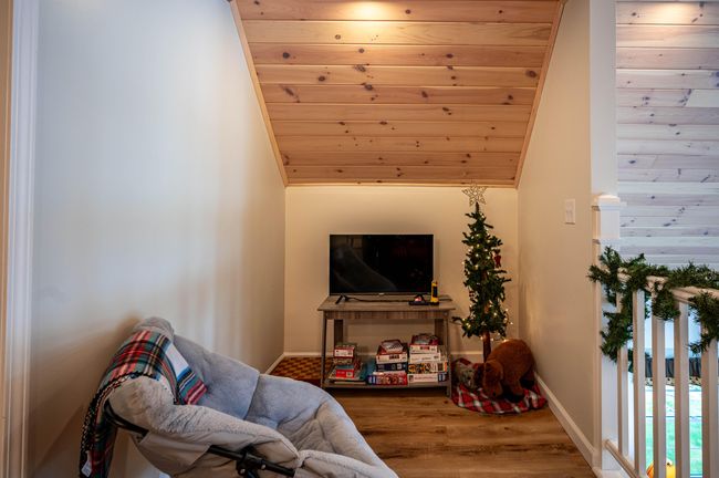 142 S Shore Rd, House other with 3 bedrooms, 2 bathrooms and 5 parking in Old Forge NY | Image 32