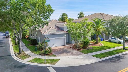 16714 Sw 10th St, Pembroke Pines, FL, 33027-1407 | Card Image