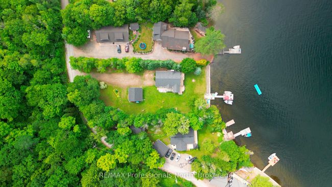 1075 Comak Cres, House other with 4 bedrooms, 4 bathrooms and 6 parking in Algonquin Highlands ON | Image 46