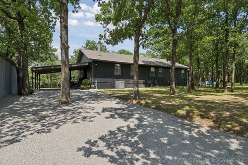 2018 Baker Dr, Mannford, OK, 74044-2826 | Card Image