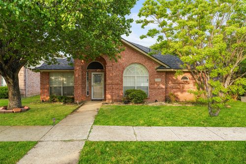 1212 Jessica Dr, Mesquite, TX, 75149-6932 | Card Image
