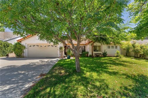 724 Kingswell Ave, Banning, CA, 92220-3331 | Card Image