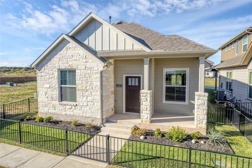 121 Pinnacle Ln, Kyle, TX, 78640-3439 | Card Image