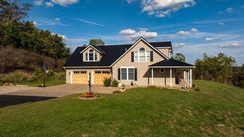 41601 Fox Hill Rd, Pomeroy, OH, 45769-9035 | Card Image
