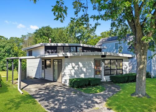 3212 Emerald Ave, Steger, IL, 60475-1018 | Card Image