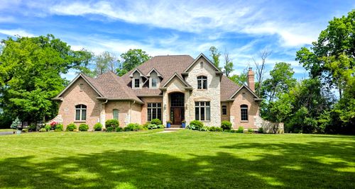 7508 Forest Oak Dr, McHenry, IL, 60050-2217 | Card Image