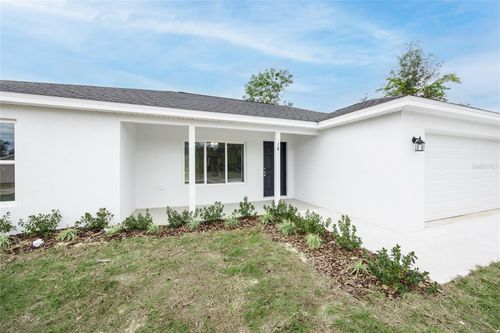 18 Malauka Loop Pass, OCKLAWAHA, FL, 32179 | Card Image