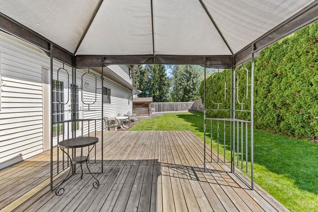 12610 Thornton Place, House other with 4 bedrooms, 2 bathrooms and 4 parking in Maple Ridge BC | Image 33