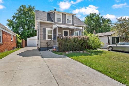 26752 Blackmar Ave, Warren, MI, 48091-4105 | Card Image