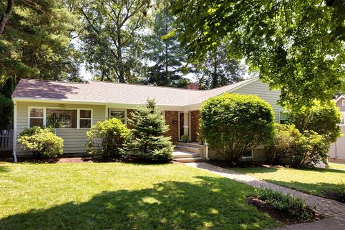 48 Goddard Street, Newton, MA, 02461 | Card Image