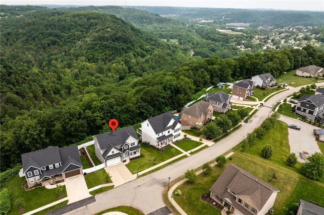 582 Forest Oaks Trl, House other with 4 bedrooms, 3 bathrooms and 2 parking in North Huntingdon PA | Image 35