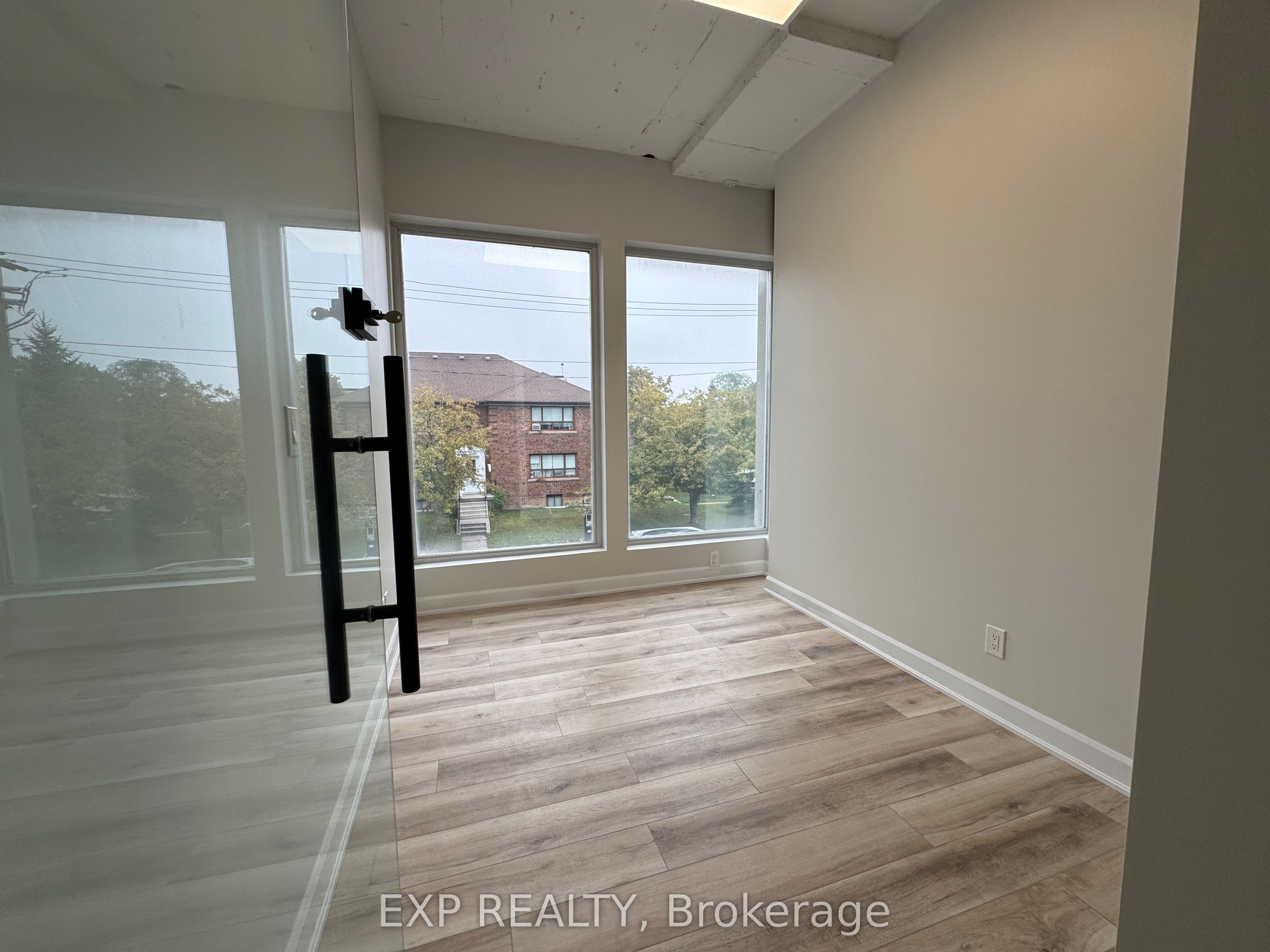 Commercial Lease in Mississauga 2