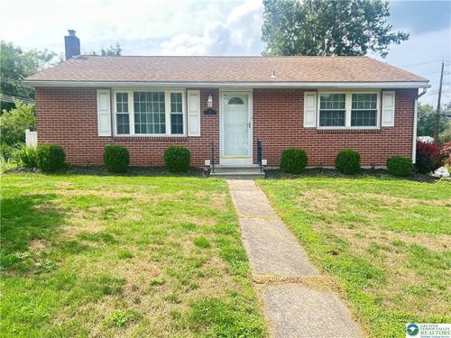 18 Lincoln Dr, READING, PA, 19606-3625 | Card Image