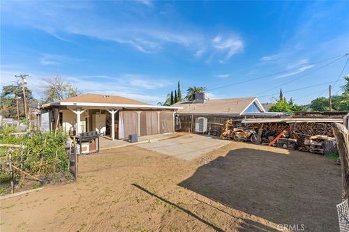 17607 Mackay Ave, Lake Elsinore, CA, 92530-5929 | Card Image