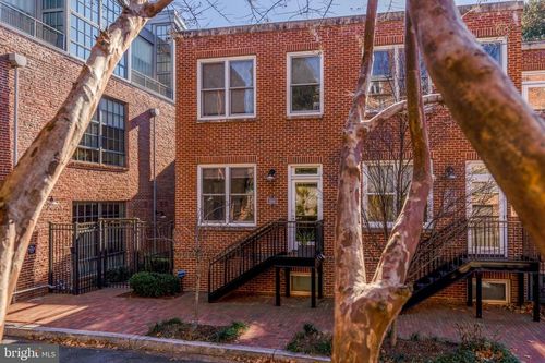 apt-e102-2516 Q St Nw, WASHINGTON, DC, 20007-4386 | Card Image