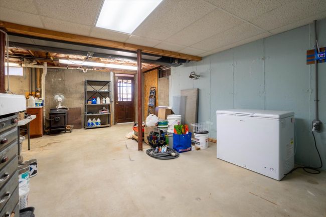 17 Cindy Dr, House other with 3 bedrooms, 2 bathrooms and null parking in Nashua NH | Image 49