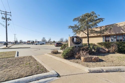 7505 Nw 23rd St, Bethany, OK, 73008-4941 | Card Image