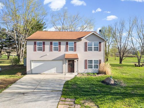 9924 W State Road 26, Rossville, IN, 46065-9577 | Card Image