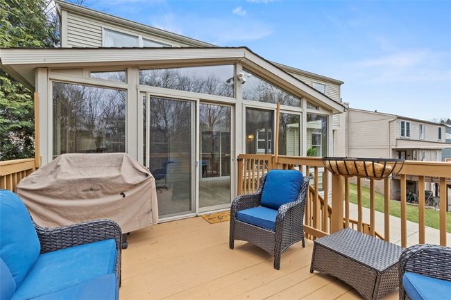 109 Halsey Ct, House other with 4 bedrooms, 3 bathrooms and 2 parking in Mt. Lebanon PA | Image 37