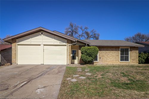 603 Glen Rock Pl, Arlington, TX, 76014-2132 | Card Image